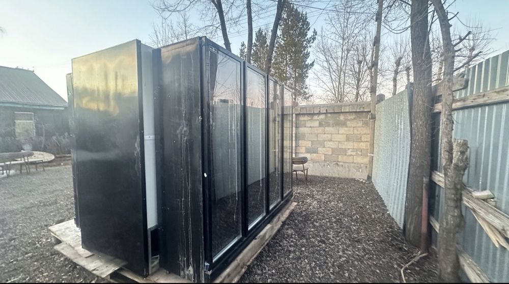 Продам холодильники для магазина