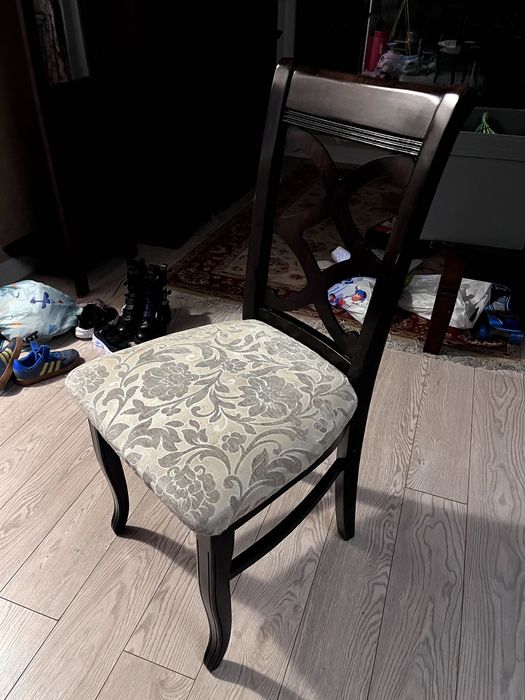 masa extensibila și 6 scaune lemn masiv MARO inchis