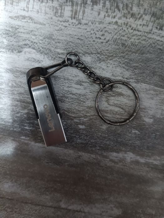 Флашка Леново 2тв