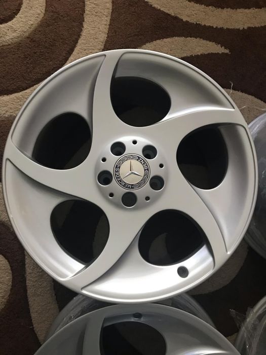 Джанти Mercedes 18” 5x112 Alphard