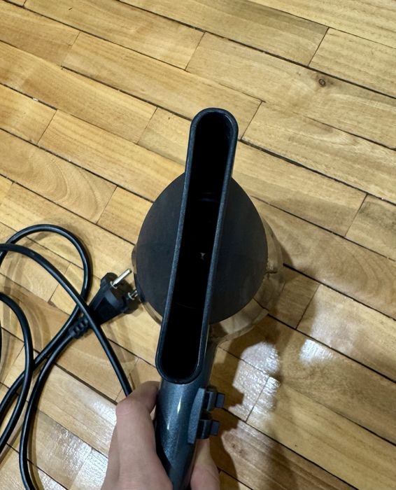 Фен для волос черный