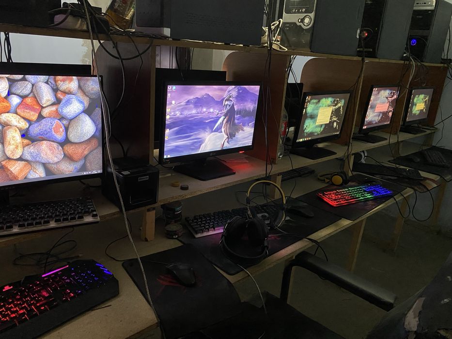 Game Club sotiladi DDR3 Video karta bor  10ta kamplekt