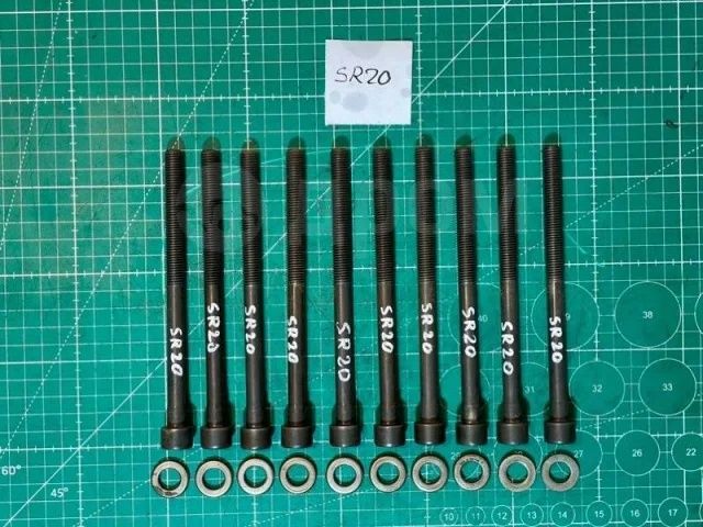 Продам Болты ГБЦ SR20