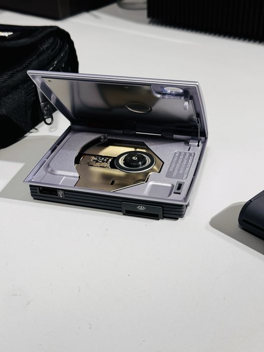 Mini CD-R station SONY model MCS1, NOU,transfer foto/video pe mini CD