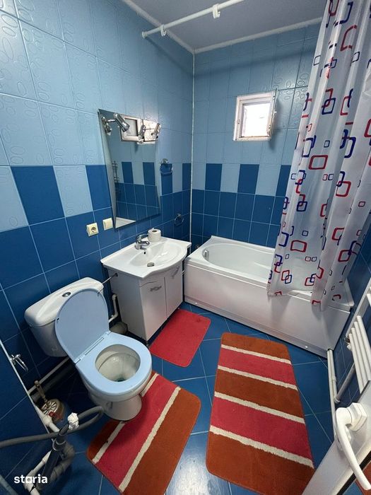 De inchiriat apartament cu 2 camere, zona Roman Voda,mobilat si utilat