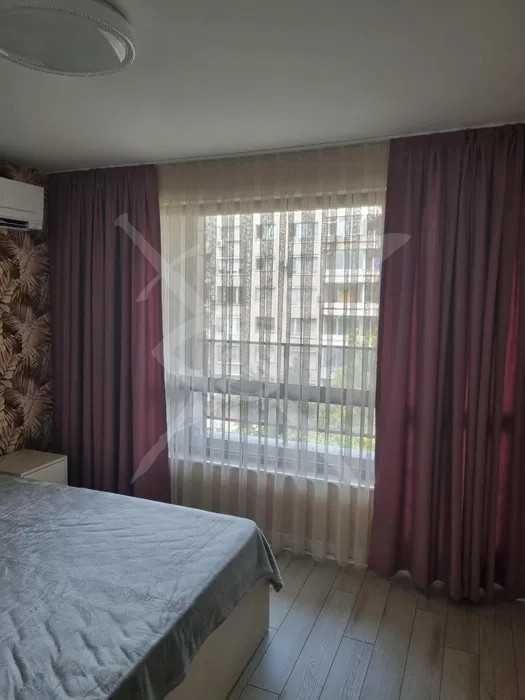 Дава се под наем Тристаен апартамент в Пловдив, Кършияка - 110 кв.м за 816 € - Снимка #3