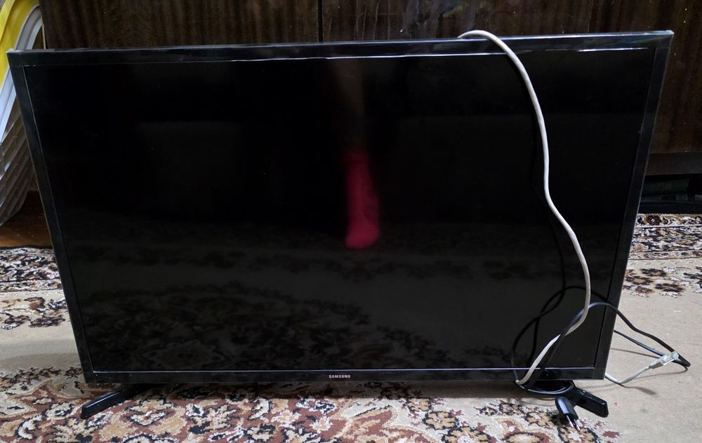 Smart TV Телевизор Samsung 32" (81 см)