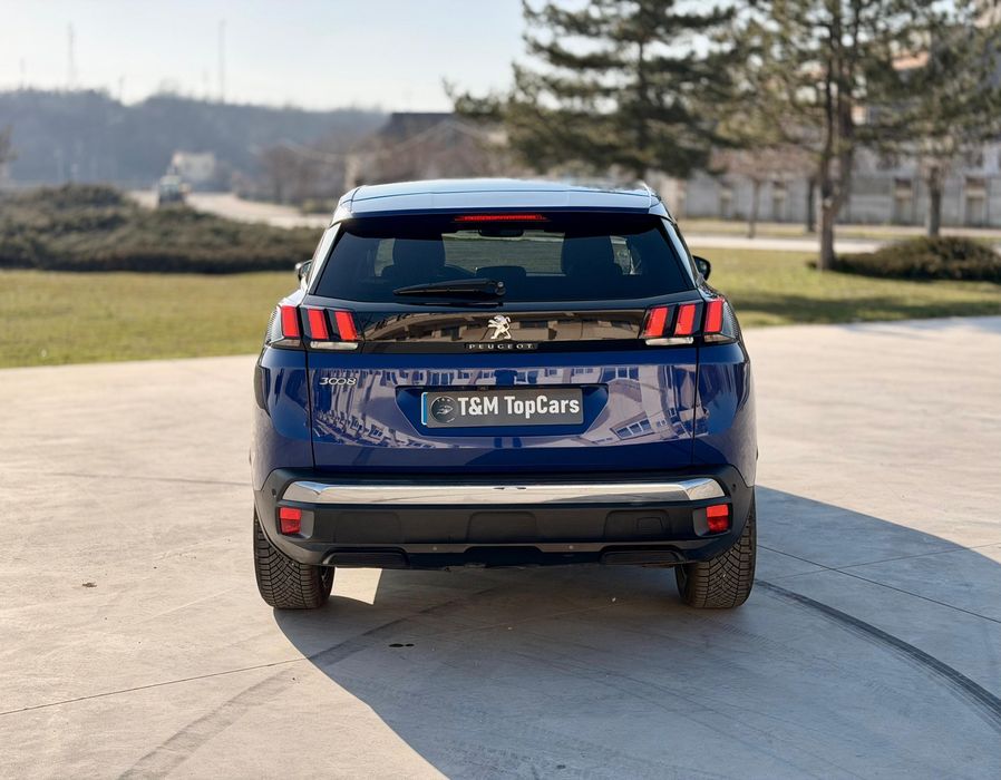 Peugeot 3008, 1.2 PureTech, 130 CP, Allure, Manual