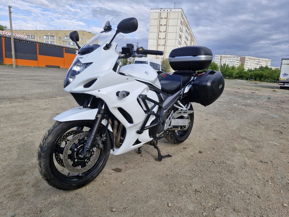 Suzuki GSX 1250 FA (bandit)