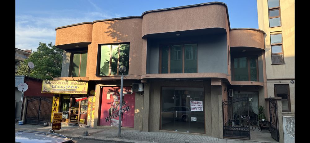 Дава се под наем Четиристаен апартамент в Карнобат - 170 кв.м за 330000 € - Снимка #3