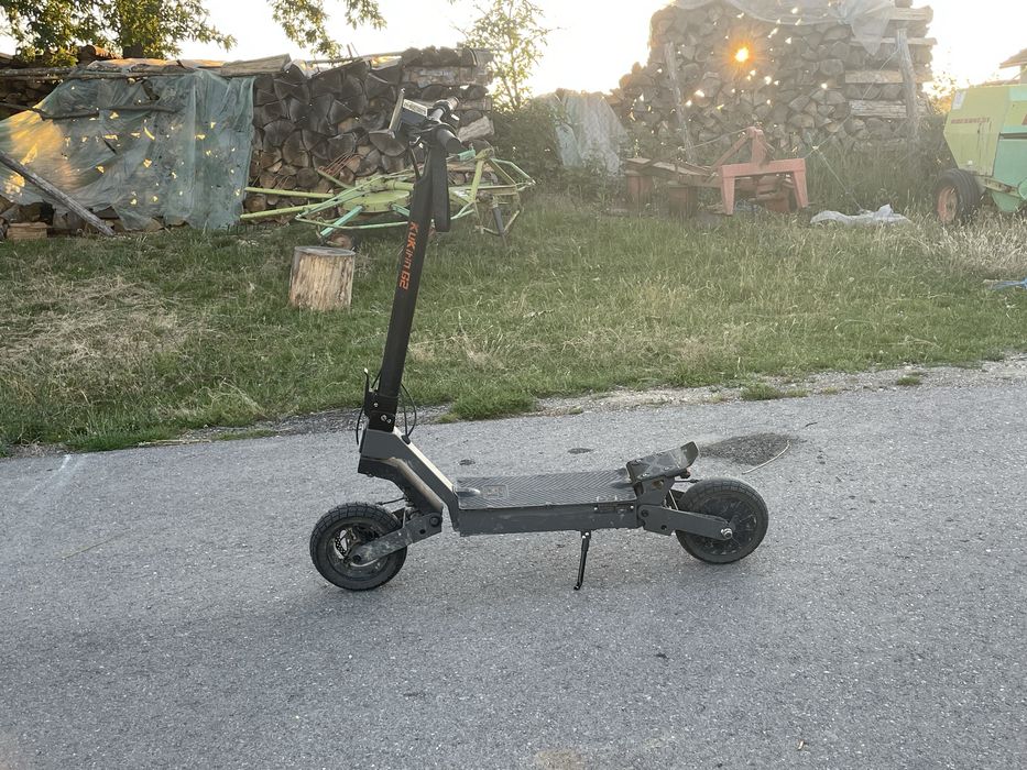 Trotineta electrica kukirin g 2