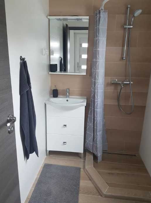 Дава се под наем Едностаен апартамент в Пловдив, Южен - 40 кв.м за 193.8 € - Снимка #1