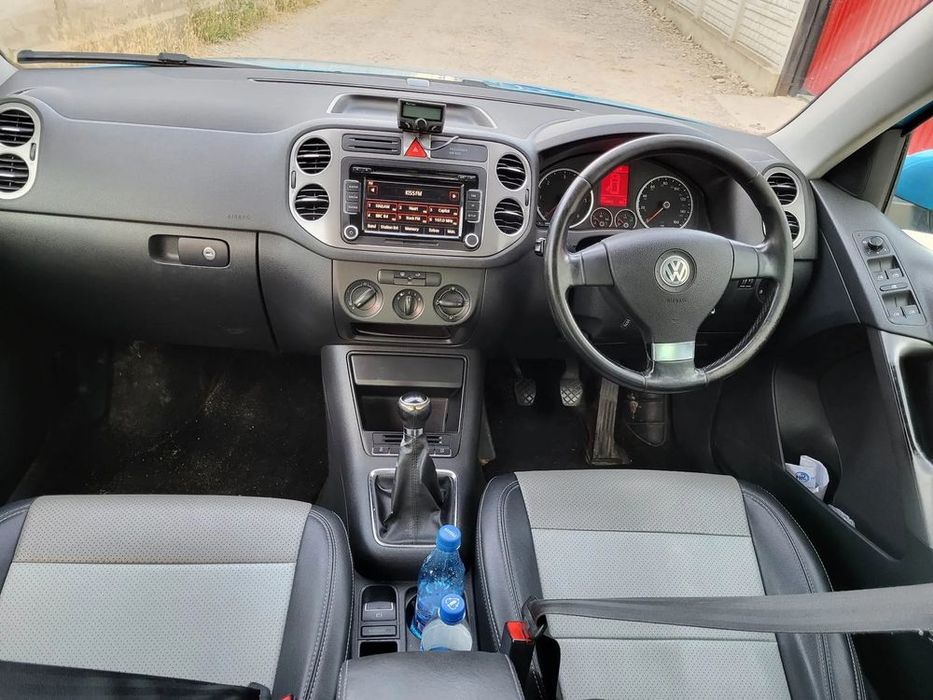 dezmembram volkswagen tiguan 2.0 cbab 4x4