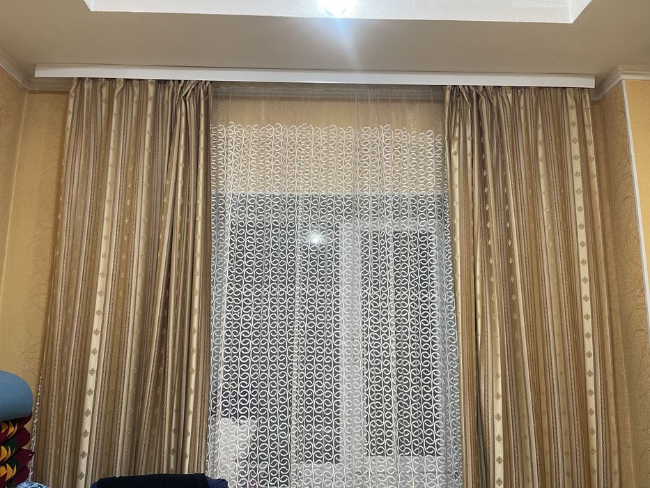 Штора и тюль в отличном состоянии