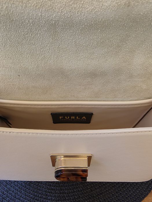 Дамска чанта FURLA