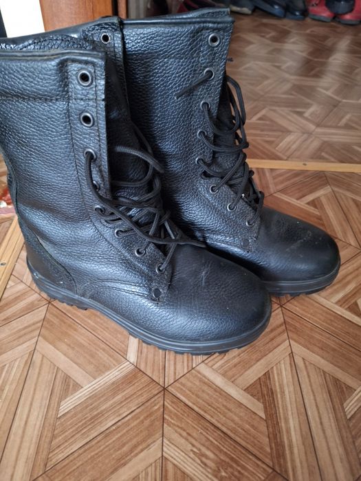 Берцы новый размер 38