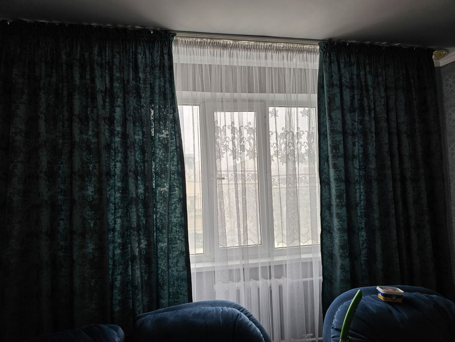 Продам шторы цвет мрамор с тюлем