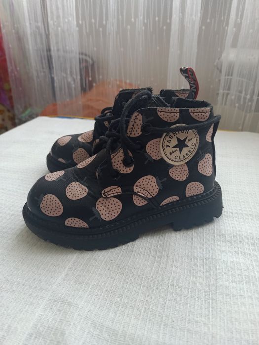 Новые ботинки на весну 27р и 31р