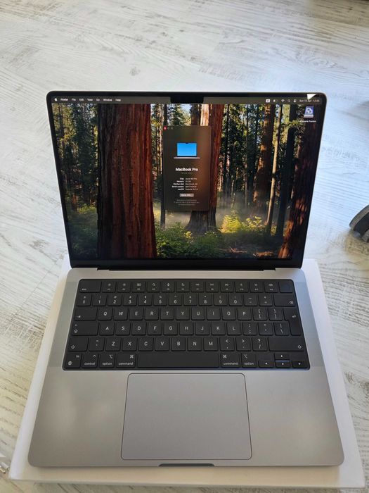 Macbook Pro M2 Pro 32GB / 512GB