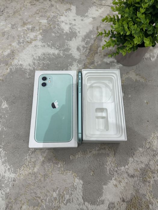 Продам iPhone 11 идеал