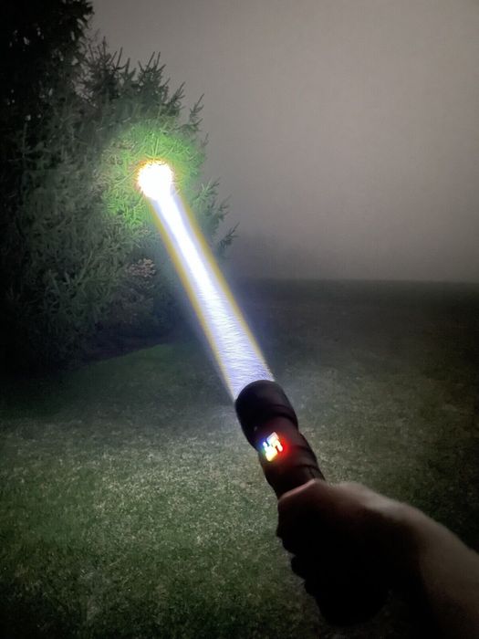 Laterna laser ozn cu zoom 10000 lumeni torch nou tactica profesionala