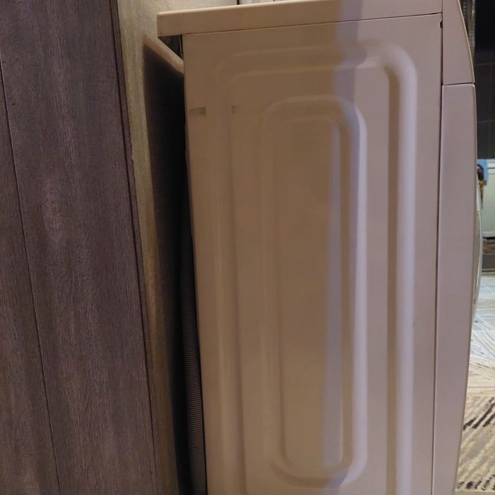 Стиральную машину продам