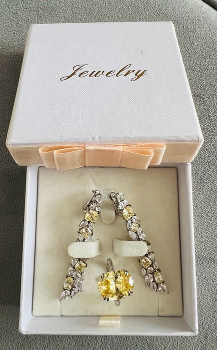 Срочно серебряный набор 925 пробы