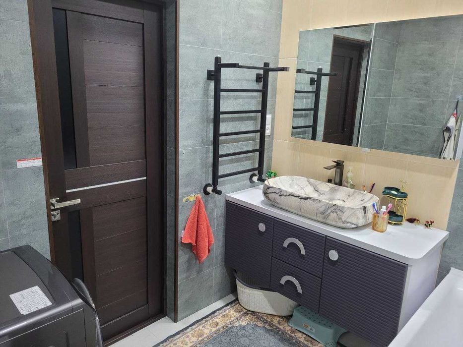 Продаётся Новостройка Чиланзар-10, 3/9/9 - 105м² + мансарда (~100м²)