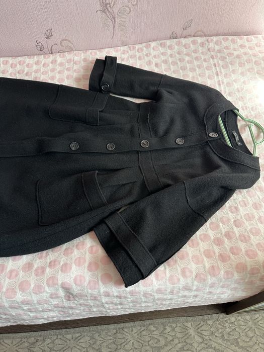 Весеннее женское пальто.