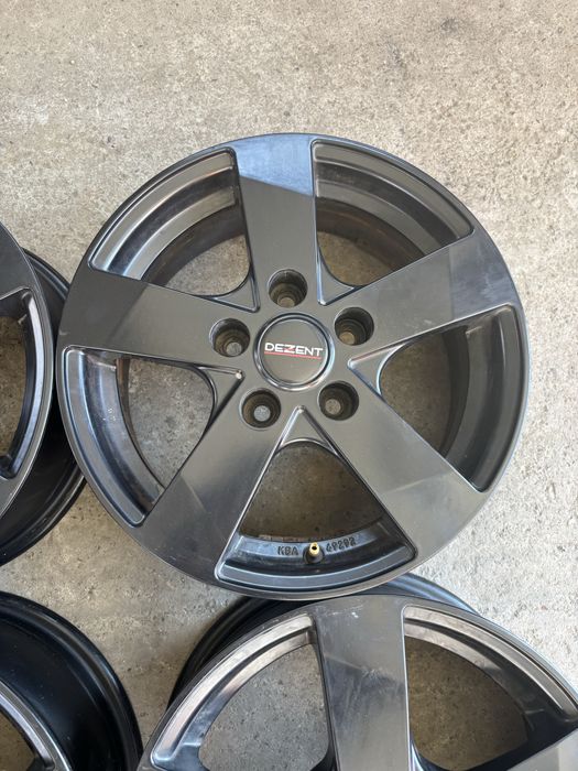 Jante 15" Dezent 5x114,3 6Jx15 ET40