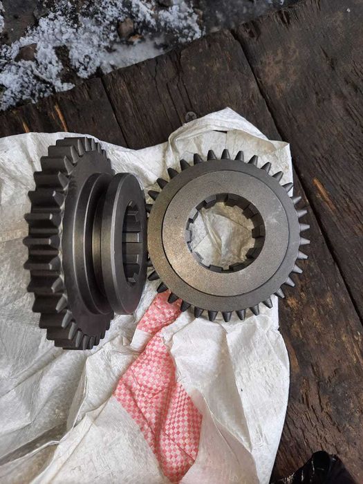 Т-16 продаю запчасти