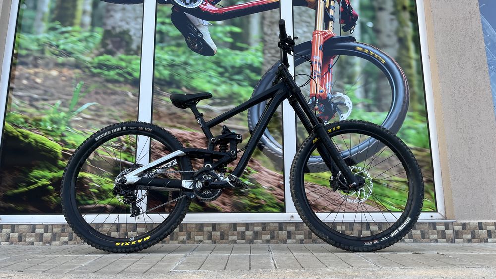 Scott gambler 720 2017/M/27.5 Downhill/мекица