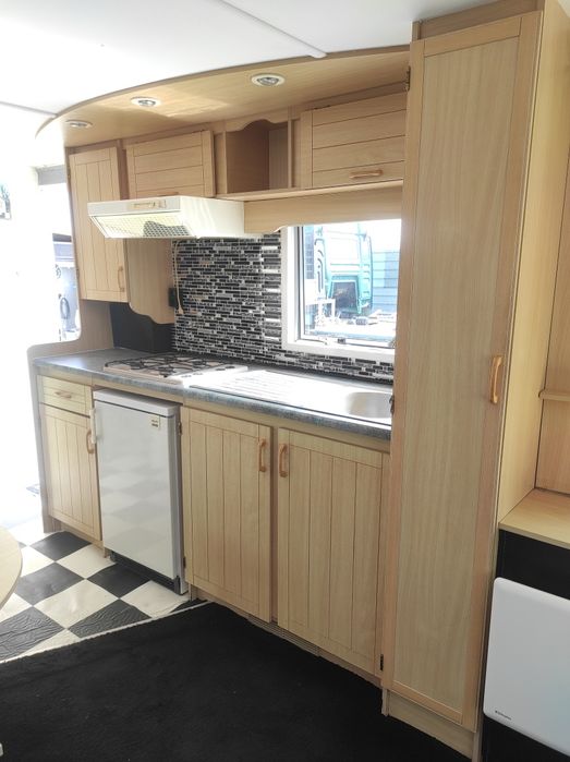 МОБИЛНА КЪЩА / Стационарна каравана