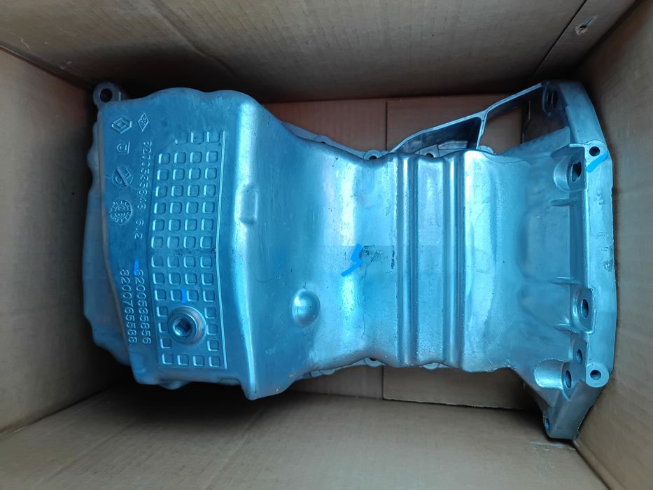 Baie de ulei Dacia Logan