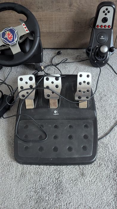 Volan Logitech G27 complet