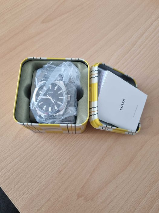 Нов мъжжки часовник Fossil fs5821