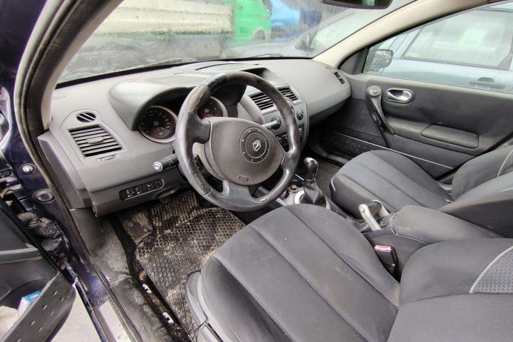 Armatura / Intaritura bara spate Renault Megane 2003 1.6 MT (113 hp)