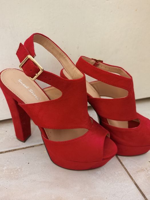 Дамски обувки на ток