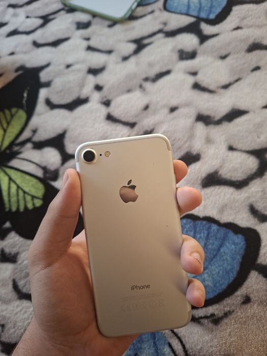 iPhone 7 – 256 GB – Stare foarte bună!