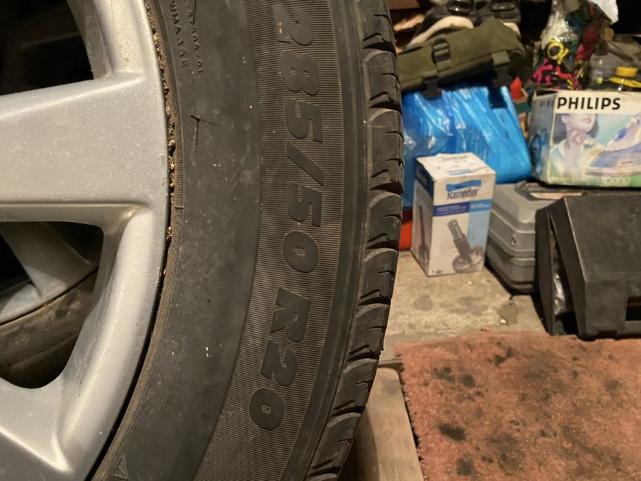 Продам диски с резиной Michelin R20