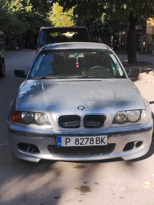 Продавам БМВ е46
