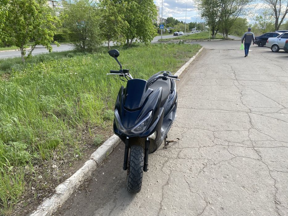 Скутер Maxi 150 куб