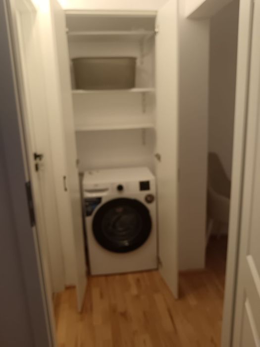 Închiriez apartament 3 camere
