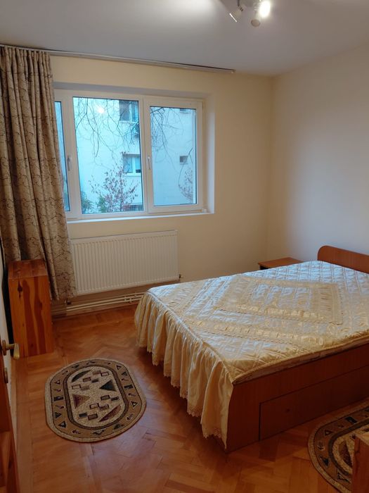 Inchiriez apartament 2 camere Sos. Pajura