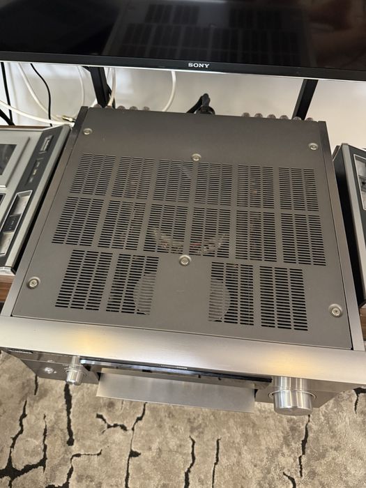 Yamaha DSP Z9 Japan, bestia suprema si Arcam avr600