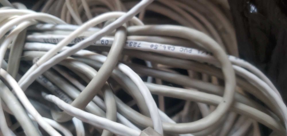 Кабель оптиковолоконный