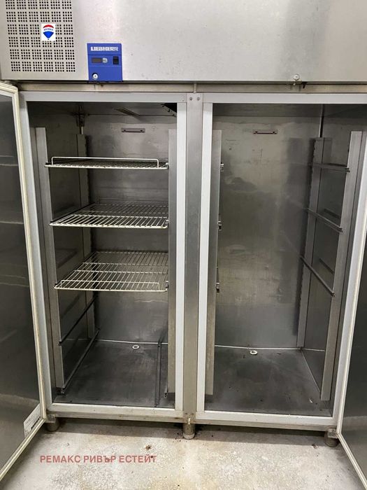 Дава се под наем Промишлена сграда в Русе, Промишлена зона - Запад - 970 кв.м за 1400 € - Снимка #8