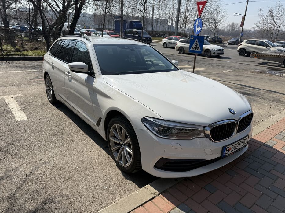 BMW 5 Series 2019 — imagine 44