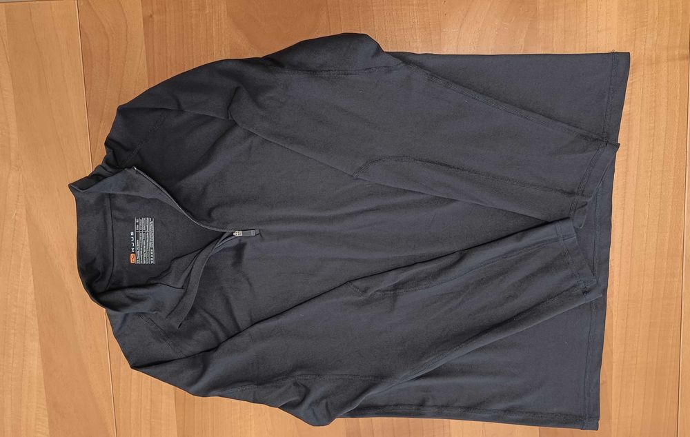 Kjus-Много Запазена