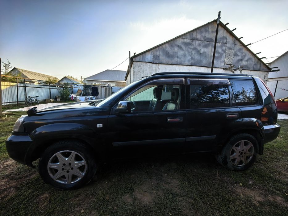 Nissan X-trail продается